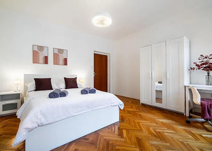 Apartmany U Vlasskeho Dvora